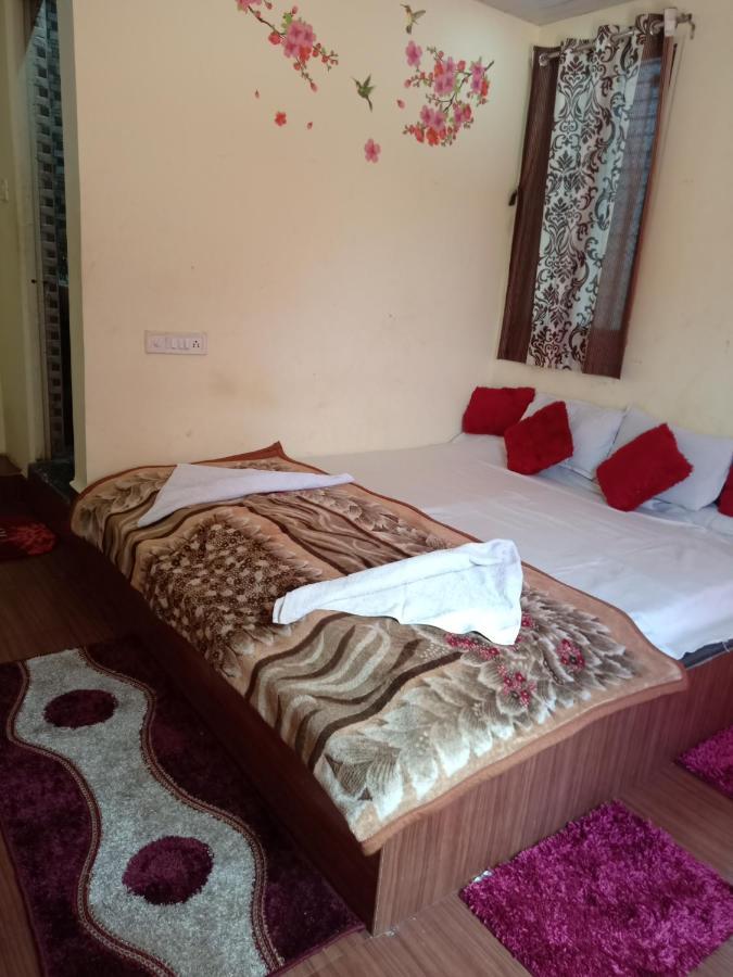 Hotel New Natraj Chikhaldara Esterno foto